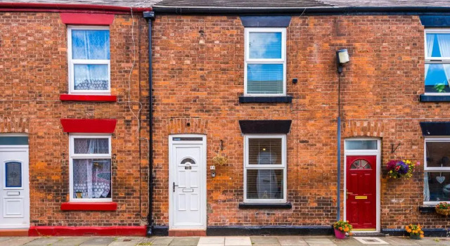 Spacious 2-Bed City-Centre Cottage in Chester by 53 Degrees Property - Ideal for Groups & Couples - Sleeps 6, Забронировать Дом для отпуска Честер Чешир, рядом с Больница Countess of Chester