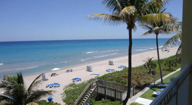 Номер Standard Delray Sands Resort