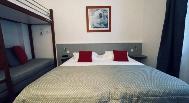 Семейный номер Standard Hôtel Quic en Groigne