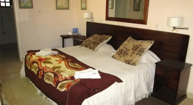 12 FLEETWOOD, Book Guesthouse Hotels in Harare with a Pool, Swimming Pool