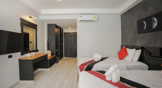 Номер Superior с красивым видом из окна ETK Patong Resort