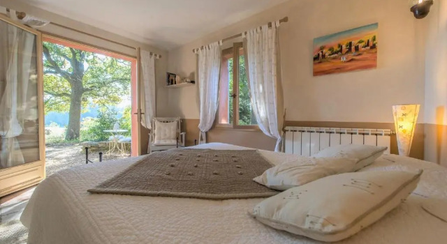 Mas de Foncaudette, Reservar Hotel Hotéis SPA em Puyvert, SPA