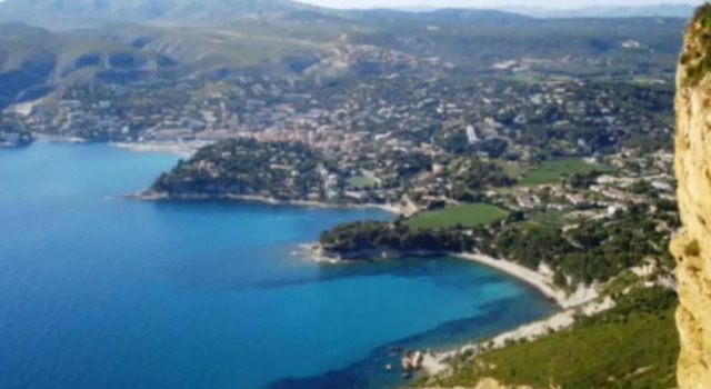 Апартаменты Une Terrasse Sur la Mer 3 Pers 2 Chambres Vue Mer (Adults Only)