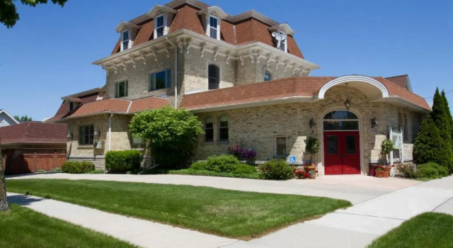 HA Whitney Inn