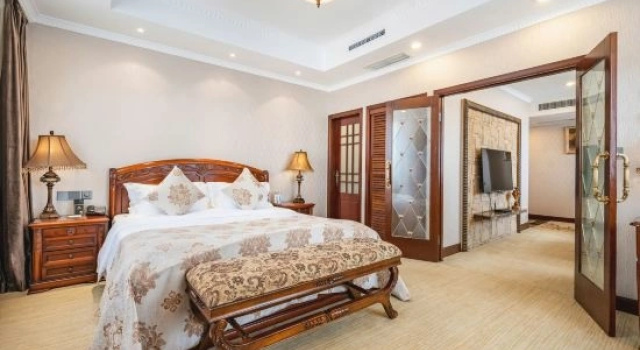 Люкс c 1 комнатой с видом на реку River Romance Hotel