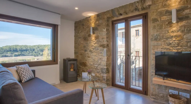 Flateli Colomers, Book Hotel Colomés Baix Empordà