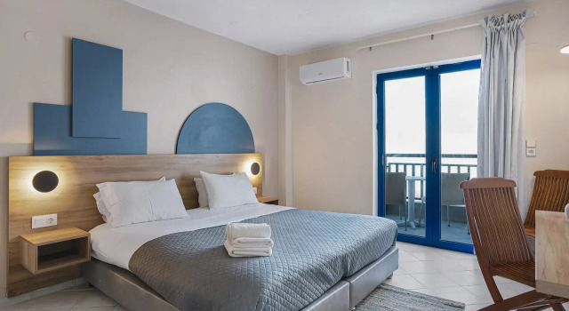 Апартаменты Yria Beach Hotel