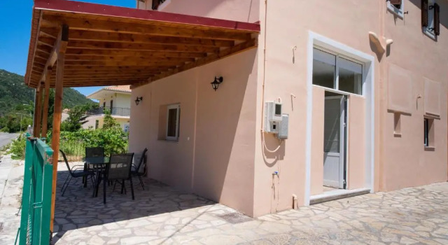 Апартаменты Modern Apartment 15 mins from the town of Lefkas