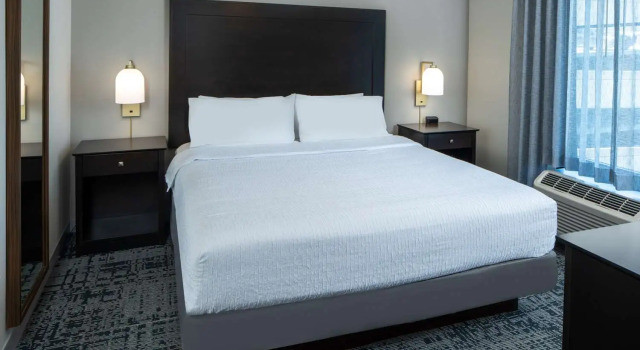 Люкс Homewood Suites by Hilton Huntsville-Downtown