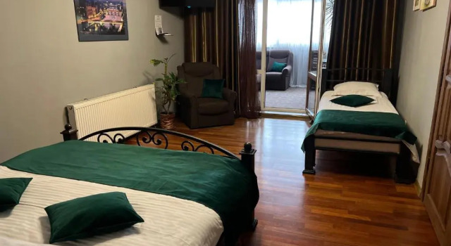 Kuznya, Rezervovat Hotel Mateyevtsy Ivano-Frankivsk