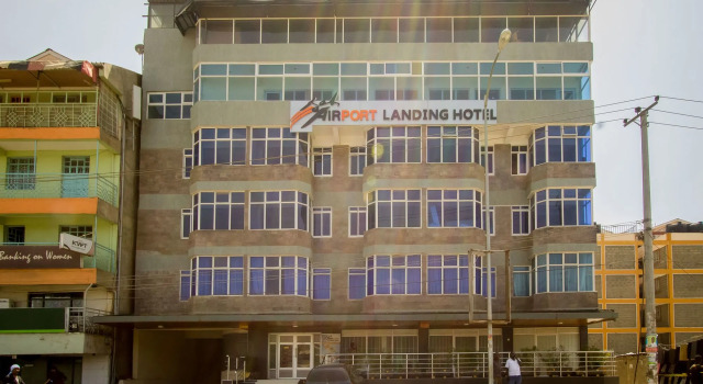 Airport Landing Hotel