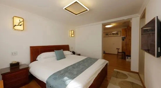 Семейный люкс Yaqiu Courtyard Featured Hostel