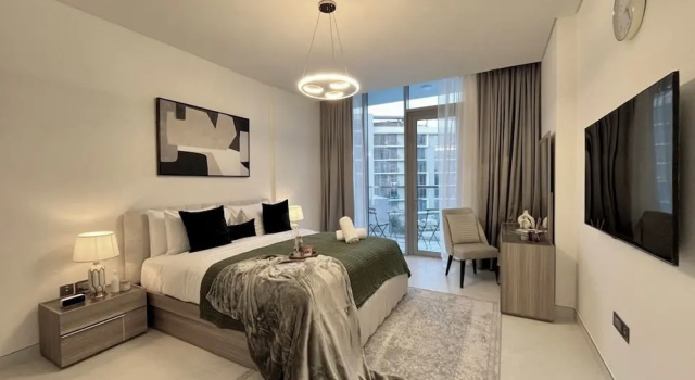 Maison Privee - Modern Family Retreat w/ Dubai Skyline Views