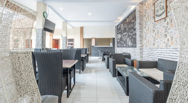 DExclusive Guest House, Book Hotel Cheap Hotels in Tasikmalaya