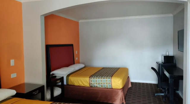 Четырёхместный номер Standard LYFE INN & SUITES by AGA - LAX Airport