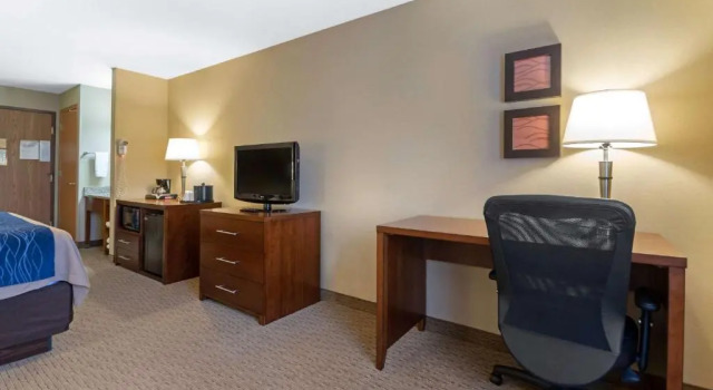 Номер Standard Comfort Inn Iron Mountain North