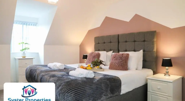 Апартаменты Syster Properties- Leicester Large 3 double bedroom Home