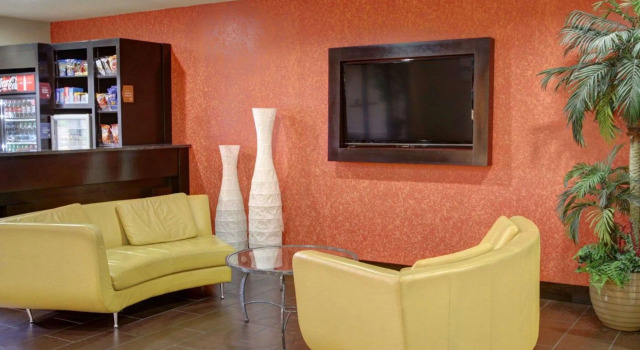 Comfort Suites, Buchen Sie Hotel Georgetown Greater Austin