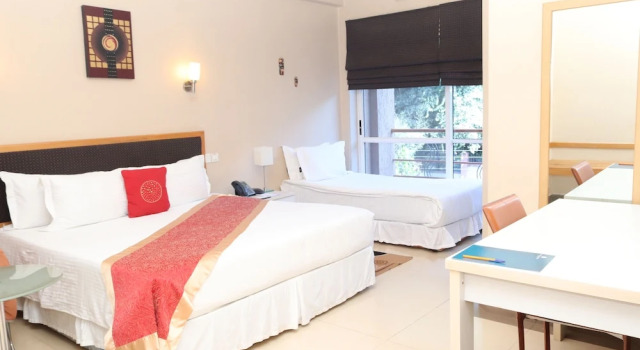 Двухместный номер Deluxe с видом на поле для гольфа Metropole Hotel Kampala