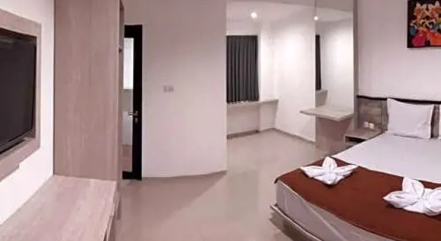 RedDoorz Premium @ Raya Uluwatu, Prenota Hotel Hotel a Bali con parcheggio, Parcheggio