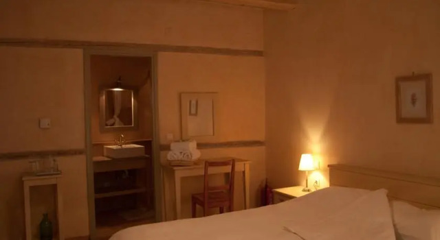 Astra Inn, Забронировать Отель Отели и гостиницы Папиго, Отель