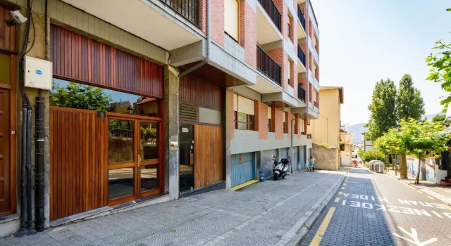 Confortable piso en el Puerto Viejo de Algorta, a 7 min de la playa, Rezerwuj Hotel Hotele w Baskonia z parkingiem, Parking