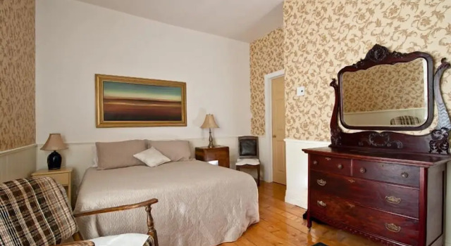 Трёхместный номер Standard с балконом Auberge des Îles du Bic
