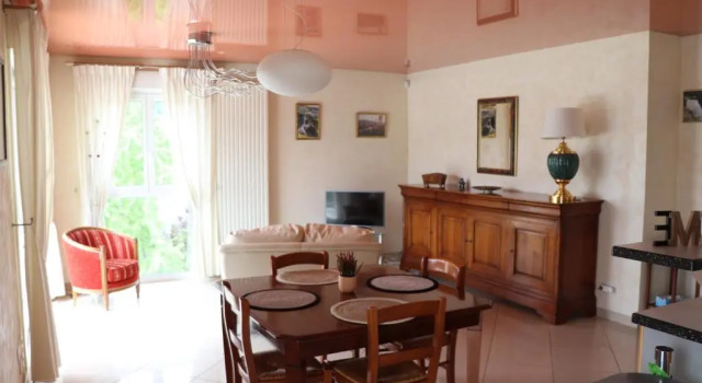 Morteau: Superbe appartement avec vue panoramique, Prenota Appartamento Morteau 