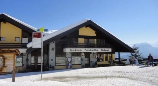 Appartementhaus Zurschmitten 15, Prenota Hotel Riederalp 