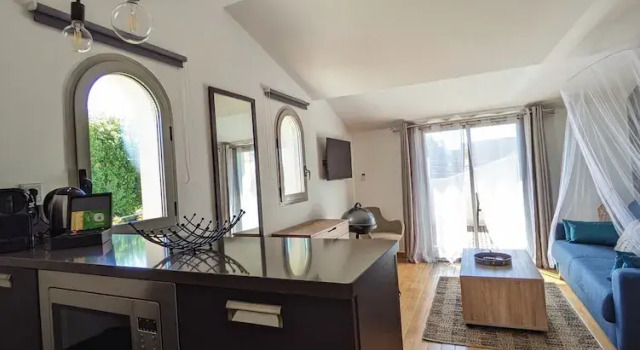 Студия Top Floor Studio Le Nid d’Amour Mandara Beach