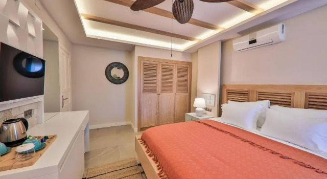 Двухместный номер Standard с видом на бассейн Kalkan Saray Suites Hotel