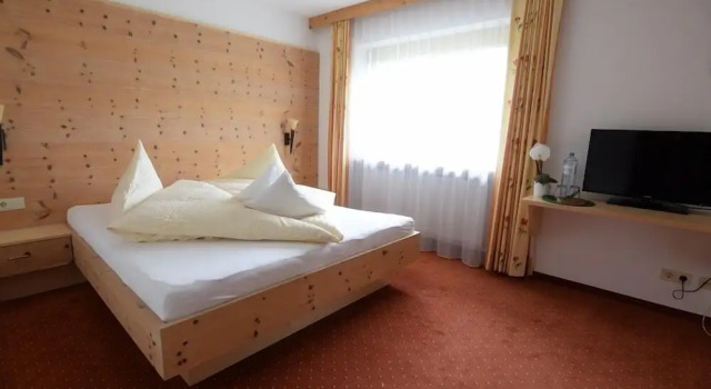 Люкс Hotel Hubertus