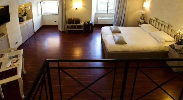 Teichner Suite