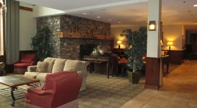 Jiminy Peak Mountain Resort, Buchen Sie Resort Hotels in New England mit Frühstück, Frühstück