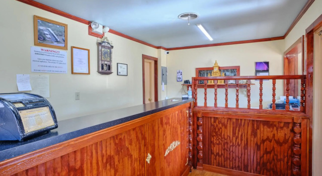 Economy Inn, Boek Hotel Hotels en accommodaties in Pratt, Hotel