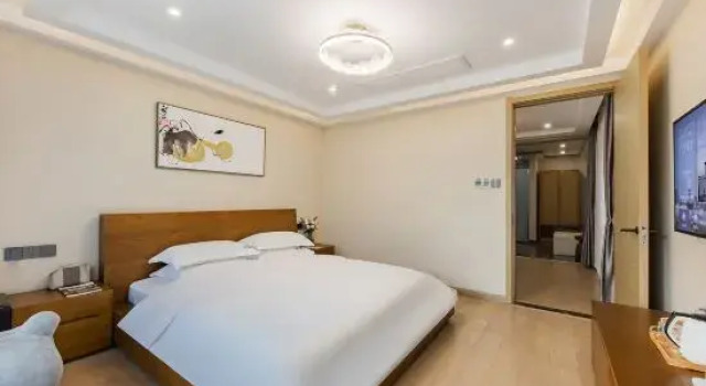 Семейный люкс с красивым видом из окна Qianyu·ZELIN  Starry Sky Beauty Accommodation (Anji Yunshang Grassland)