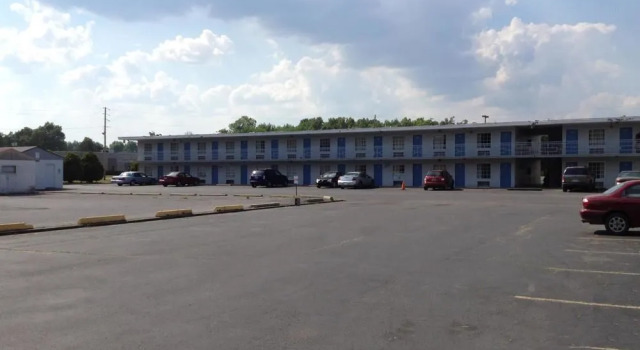 Country Hearth Inn & Suites Paducah, 预订 酒店 帕迪尤卡 肯塔基州