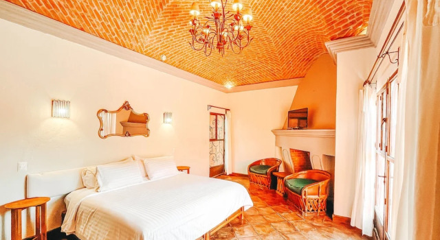 Полулюкс с балконом Casaluna Hotel Boutique