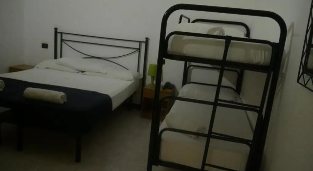 Четырёхместный номер Standard Red And Blues Music Hotel Genova