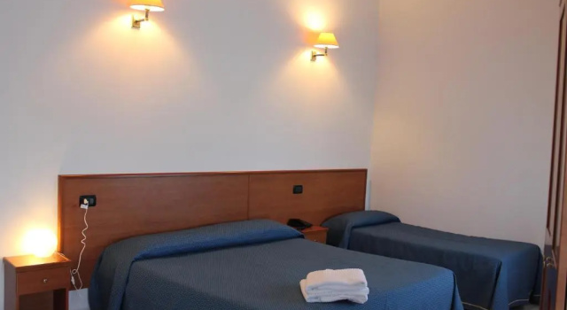 Трёхместный номер Standard Hotel Lungomare