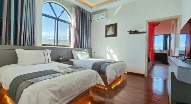 Люкс Xingye Garden · Kaiman Vacation and Leisure Homestay (Lijiang Sanyi Airport Branch)