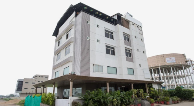 OYO 1546 The Sensation Hotel