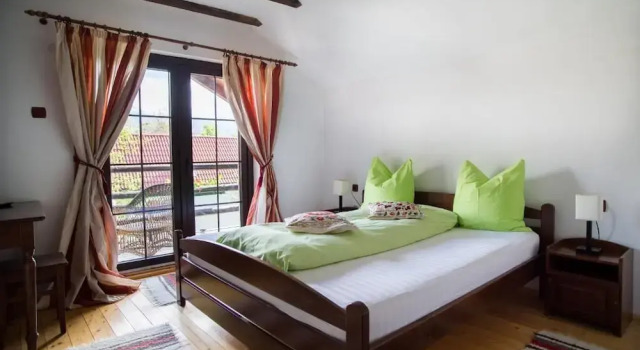 Двухместный номер Standard с балконом и с видом на горы Casa Mosului - Transfăgărășan Bed & Breakfast