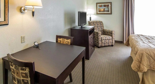 Номер Standard MainStay Suites Knoxville North I-75