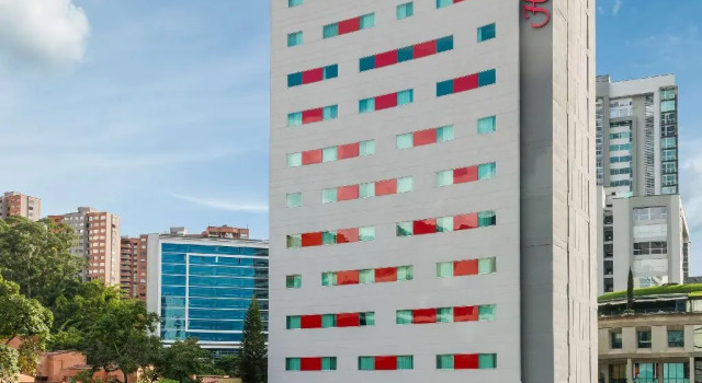 Номер Standard Hampton by Hilton Medellin