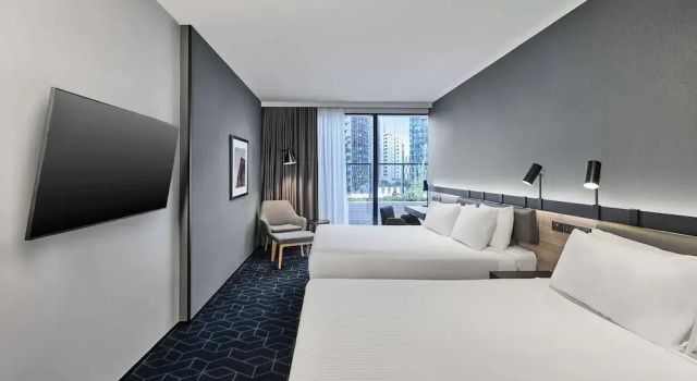 Четырёхместный номер Standard Vibe Hotel Melbourne Docklands