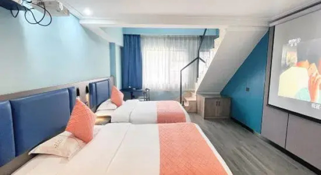 Семейный люкс Fangchenggang Haijin Fashion Hotel (North High-speed Railway Station)