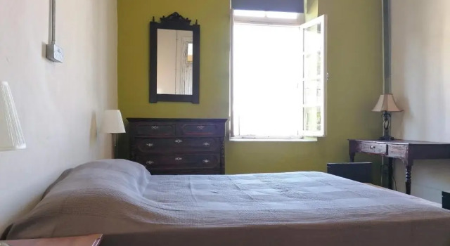 Le Mat Hostel, Забронировать Хостел Недорогие отели Ларнаки, рядом с Армянская церковь Святого Стефана, недорого