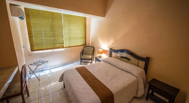 Номер Economy Atlantic Suites Hotel