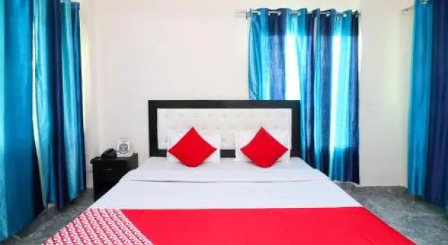 OYO 28010 7 Mile Stone, Rezervovat Hotel Mussoorie Uttarakhand
